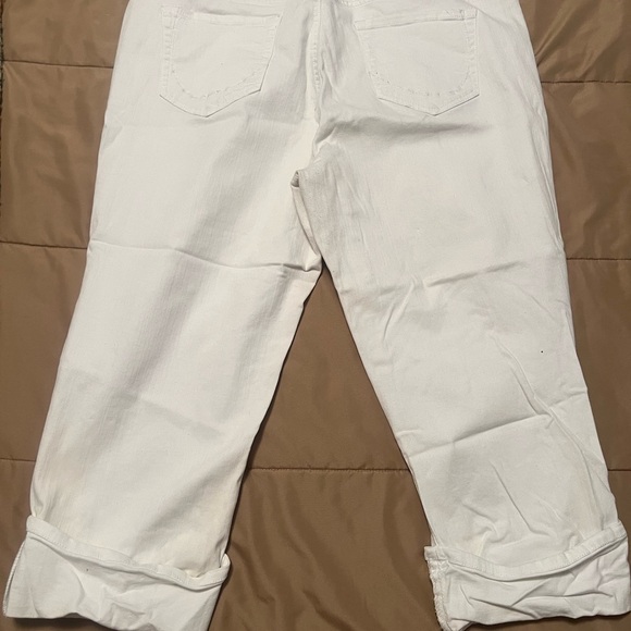 Code Bleu capri cuffed Gwen crops - Picture 2 of 2